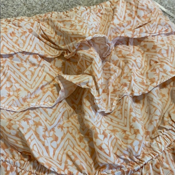 Romper - Picture 2 of 3